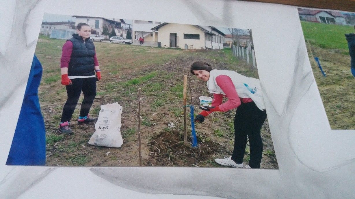 „Edukativno - rekreativni centar (školski voćnjak i igralište)“