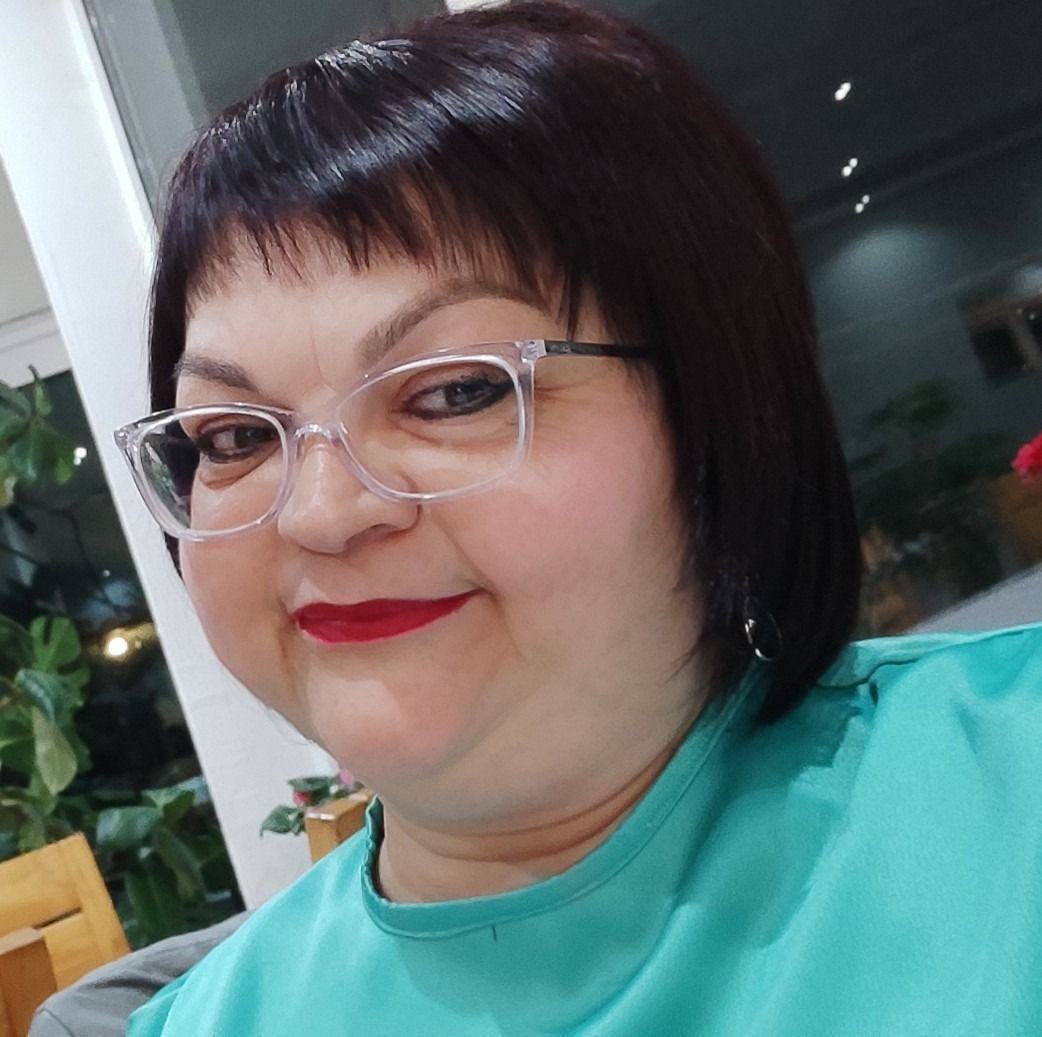 Vernesa Manov