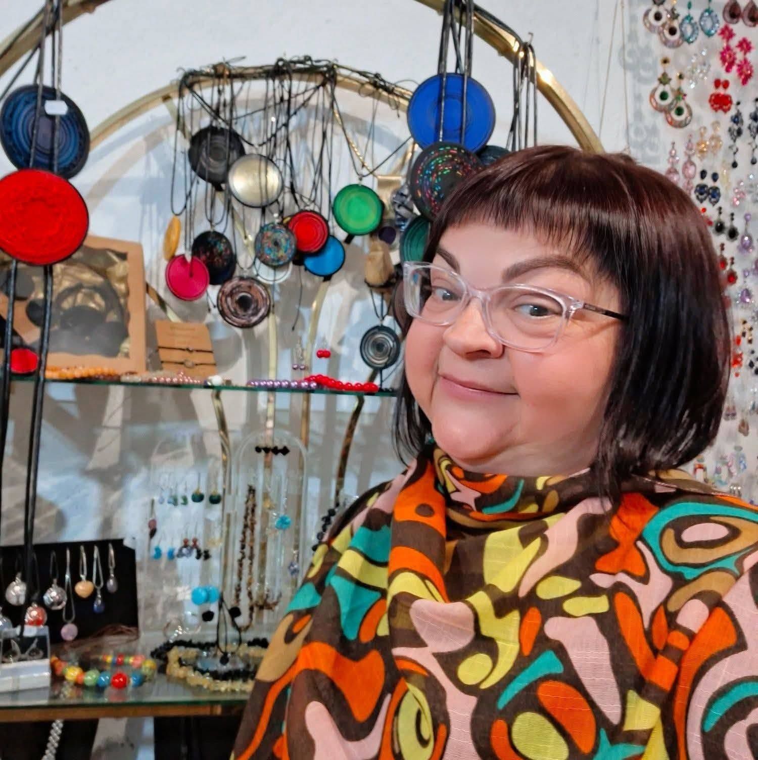 Vernesa Manov